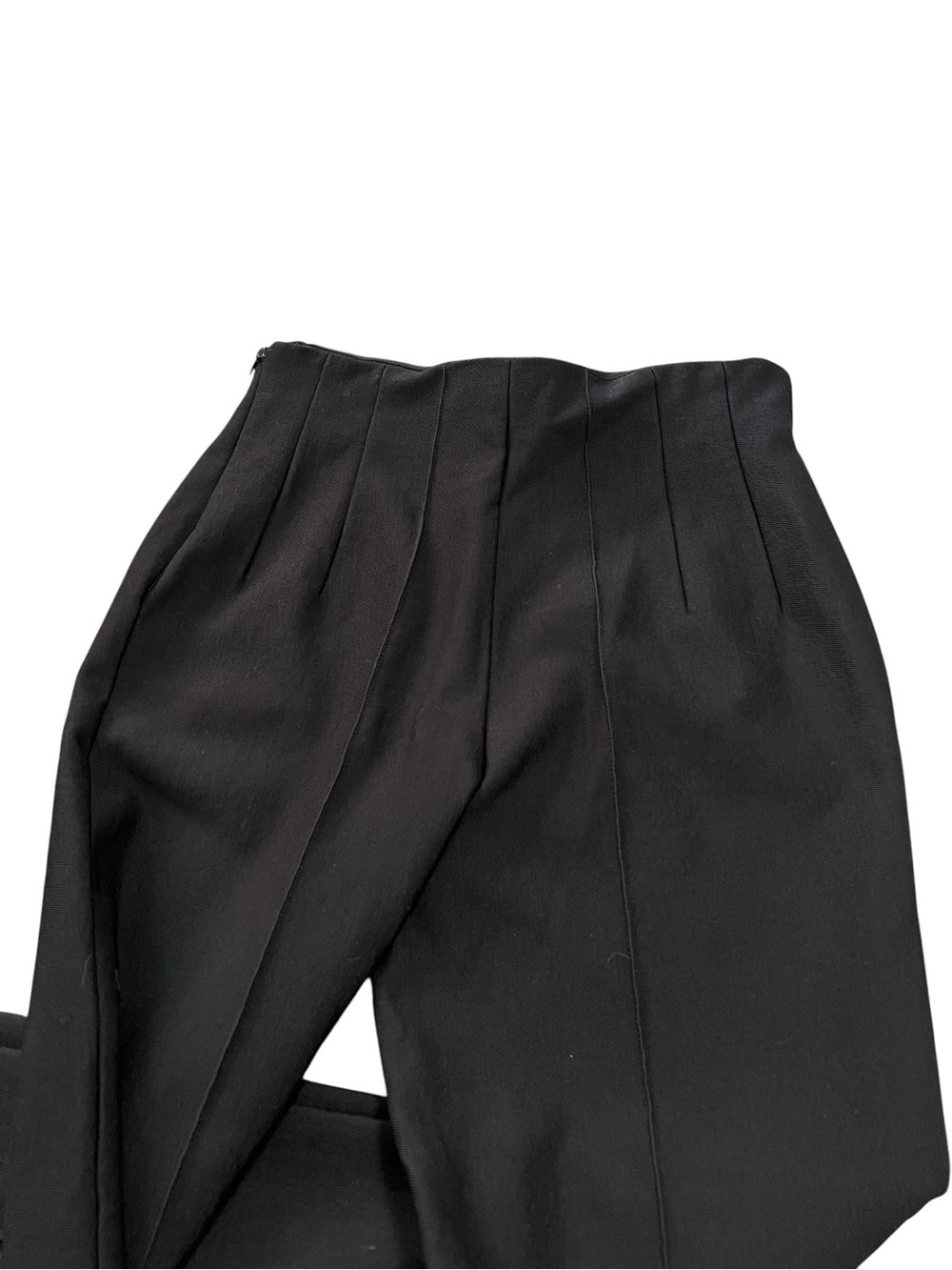 Salvatore Ferragamo women’s black high rise slim cut trousers Made in Italy - Picture 5 of 15